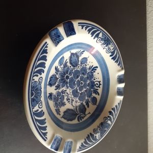 EXQUISITE NEW Delfts Made in Holland 6" Ashtray.